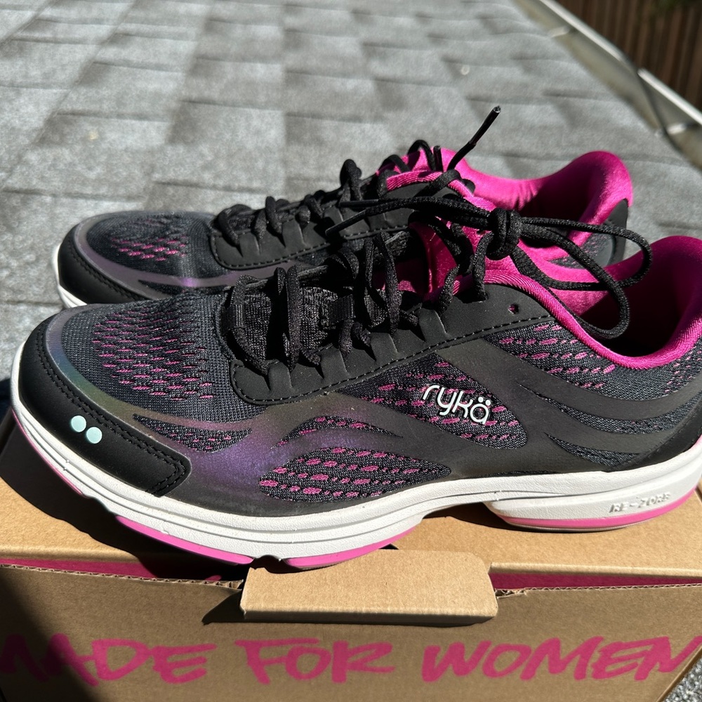 Ryka Devo Plus II running shoes - Used